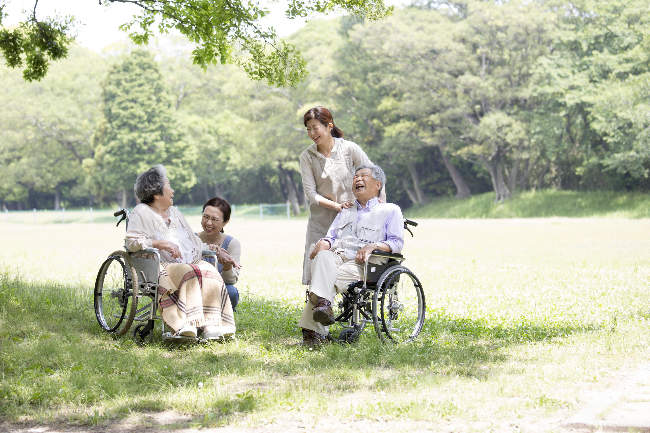 LONGTERM CARE / HEALTH　介護・健康関連事業